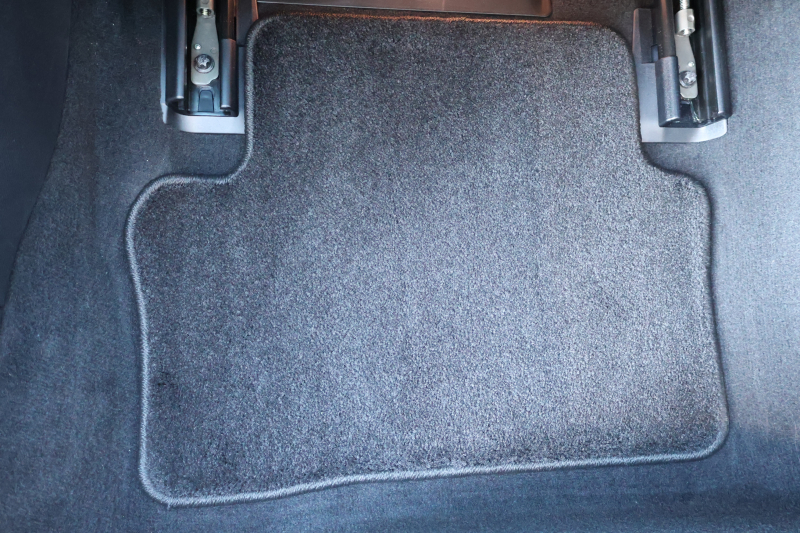 メルセデスベンツ Eクラス E200 ｽﾃｰｼｮﾝﾜｺﾞﾝｽﾎﾟｰﾂ（BSG搭載ﾓﾃﾞﾙ）　後期型 AMGﾗｲﾝｲﾝﾃﾘｱPKG ｴｸｽｸﾙｰｼﾌﾞPKG ﾚｰﾀﾞｰｾｰﾌﾃｨPKG ﾊﾟﾉﾗﾏSR 黒ﾅｯﾊﾟ革 ｼｰﾄﾋｰﾀ MBUX ARﾅﾋﾞ地ﾃﾞｼﾞ  360°ｶﾒﾗ Burmester ﾌｯﾄﾄﾗﾝｸOP ﾜｲﾔﾚｽﾁｬｰｼﾞﾝｸﾞ HUD PTS AMG19ｲﾝﾁAW　2年保証