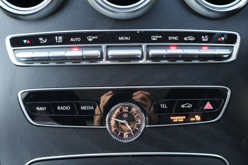 メルセデスベンツ Cクラス C220d ｽﾃｰｼｮﾝﾜｺﾞﾝ AVG AMGﾗｲﾝ 　後期型 AMGｽﾀｲﾘﾝｸﾞPKG ﾚｰﾀﾞｰｾｰﾌﾃｨPKG ｴｱﾊﾞﾗﾝｽPKG ﾊﾟﾉﾗﾐｯｸSR 黒革 ｼｰﾄﾋｰﾀ 純正10.25ｲﾝﾁﾅﾋﾞ地ﾃﾞｼﾞ ｺｯｸﾋﾟｯﾄDisp AppleCarPlay Burmesterｻﾗｳﾝﾄﾞ Bﾓﾆﾀｰ 電動Rｹﾞｰﾄ ﾌｯﾄﾄﾗﾝｸOP AMG18ｲﾝﾁAW　2年保証