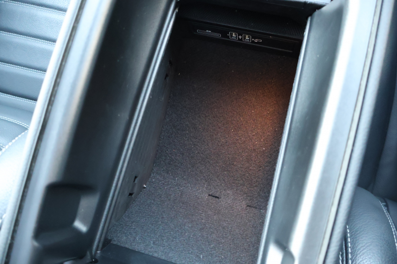 メルセデスベンツ Cクラス C220d ｽﾃｰｼｮﾝﾜｺﾞﾝ AVG AMGﾗｲﾝ 　後期型 AMGｽﾀｲﾘﾝｸﾞPKG ﾚｰﾀﾞｰｾｰﾌﾃｨPKG ｴｱﾊﾞﾗﾝｽPKG ﾊﾟﾉﾗﾐｯｸSR 黒革 ｼｰﾄﾋｰﾀ 純正10.25ｲﾝﾁﾅﾋﾞ地ﾃﾞｼﾞ ｺｯｸﾋﾟｯﾄDisp AppleCarPlay Burmesterｻﾗｳﾝﾄﾞ Bﾓﾆﾀｰ 電動Rｹﾞｰﾄ ﾌｯﾄﾄﾗﾝｸOP AMG18ｲﾝﾁAW　2年保証