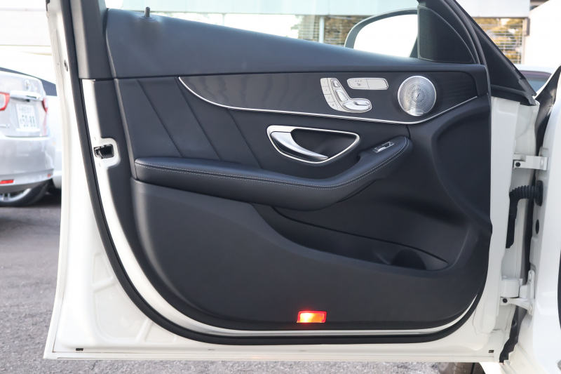 メルセデスベンツ Cクラス C220d ｽﾃｰｼｮﾝﾜｺﾞﾝ AVG AMGﾗｲﾝ 　後期型 AMGｽﾀｲﾘﾝｸﾞPKG ﾚｰﾀﾞｰｾｰﾌﾃｨPKG ｴｱﾊﾞﾗﾝｽPKG ﾊﾟﾉﾗﾐｯｸSR 黒革 ｼｰﾄﾋｰﾀ 純正10.25ｲﾝﾁﾅﾋﾞ地ﾃﾞｼﾞ ｺｯｸﾋﾟｯﾄDisp AppleCarPlay Burmesterｻﾗｳﾝﾄﾞ Bﾓﾆﾀｰ 電動Rｹﾞｰﾄ ﾌｯﾄﾄﾗﾝｸOP AMG18ｲﾝﾁAW　2年保証