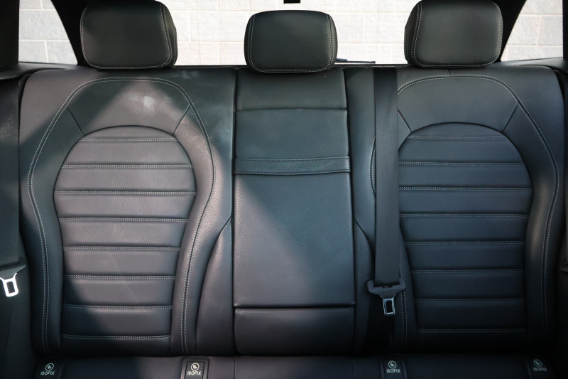 メルセデスベンツ Cクラス C220d ｽﾃｰｼｮﾝﾜｺﾞﾝ AVG AMGﾗｲﾝ 　後期型 AMGｽﾀｲﾘﾝｸﾞPKG ﾚｰﾀﾞｰｾｰﾌﾃｨPKG ｴｱﾊﾞﾗﾝｽPKG ﾊﾟﾉﾗﾐｯｸSR 黒革 ｼｰﾄﾋｰﾀ 純正10.25ｲﾝﾁﾅﾋﾞ地ﾃﾞｼﾞ ｺｯｸﾋﾟｯﾄDisp AppleCarPlay Burmesterｻﾗｳﾝﾄﾞ Bﾓﾆﾀｰ 電動Rｹﾞｰﾄ ﾌｯﾄﾄﾗﾝｸOP AMG18ｲﾝﾁAW　2年保証