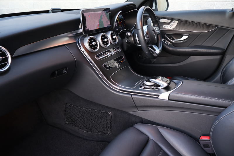 メルセデスベンツ Cクラス C220d ｽﾃｰｼｮﾝﾜｺﾞﾝ AVG AMGﾗｲﾝ 　後期型 AMGｽﾀｲﾘﾝｸﾞPKG ﾚｰﾀﾞｰｾｰﾌﾃｨPKG ｴｱﾊﾞﾗﾝｽPKG ﾊﾟﾉﾗﾐｯｸSR 黒革 ｼｰﾄﾋｰﾀ 純正10.25ｲﾝﾁﾅﾋﾞ地ﾃﾞｼﾞ ｺｯｸﾋﾟｯﾄDisp AppleCarPlay Burmesterｻﾗｳﾝﾄﾞ Bﾓﾆﾀｰ 電動Rｹﾞｰﾄ ﾌｯﾄﾄﾗﾝｸOP AMG18ｲﾝﾁAW　2年保証