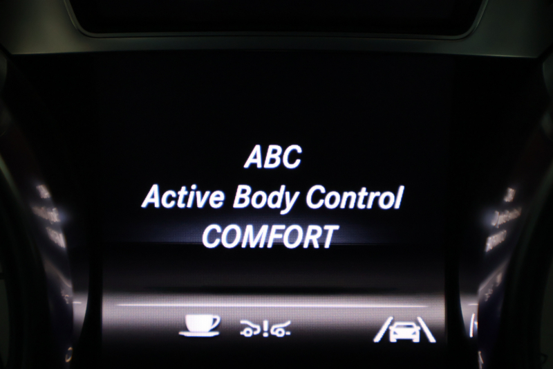 メルセデスベンツ SLクラス SL350 ﾌﾞﾙｰｴﾌｨｼｪﾝｼｰ　AMGｽﾎﾟｰﾂPKG ﾚｰﾀﾞｰｾｰﾌﾃｨPKG ﾏｼﾞｯｸｽｶｲｺﾝﾄﾛｰﾙﾊﾞﾘｵR 黒革 ｼｰﾄﾋｰﾀｰ ｴｱｽｶｰﾌ 純正ﾅﾋﾞ地ﾃﾞｼﾞ Bﾓﾆﾀｰ ECOｽﾄｯﾌﾟ ｷｾﾉﾝﾍｯﾄﾞ ABCｻｽﾍﾟﾝｼｮﾝ AMG19AW　2年保証