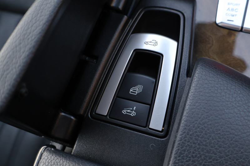 メルセデスベンツ SLクラス SL350 ﾌﾞﾙｰｴﾌｨｼｪﾝｼｰ　AMGｽﾎﾟｰﾂPKG ﾚｰﾀﾞｰｾｰﾌﾃｨPKG ﾏｼﾞｯｸｽｶｲｺﾝﾄﾛｰﾙﾊﾞﾘｵR 黒革 ｼｰﾄﾋｰﾀｰ ｴｱｽｶｰﾌ 純正ﾅﾋﾞ地ﾃﾞｼﾞ Bﾓﾆﾀｰ ECOｽﾄｯﾌﾟ ｷｾﾉﾝﾍｯﾄﾞ ABCｻｽﾍﾟﾝｼｮﾝ AMG19AW　2年保証