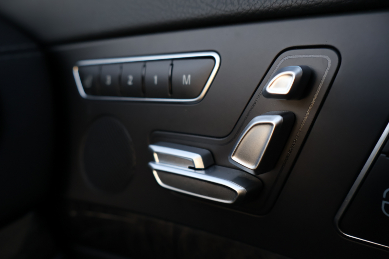 メルセデスベンツ SLクラス SL350 ﾌﾞﾙｰｴﾌｨｼｪﾝｼｰ　AMGｽﾎﾟｰﾂPKG ﾚｰﾀﾞｰｾｰﾌﾃｨPKG ﾏｼﾞｯｸｽｶｲｺﾝﾄﾛｰﾙﾊﾞﾘｵR 黒革 ｼｰﾄﾋｰﾀｰ ｴｱｽｶｰﾌ 純正ﾅﾋﾞ地ﾃﾞｼﾞ Bﾓﾆﾀｰ ECOｽﾄｯﾌﾟ ｷｾﾉﾝﾍｯﾄﾞ ABCｻｽﾍﾟﾝｼｮﾝ AMG19AW　2年保証