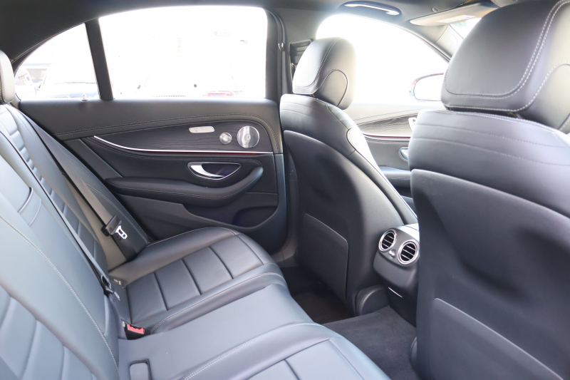 メルセデスベンツ Eクラス E220d AVG AMGﾗｲﾝ　ﾚｻﾞｰｴｸｽｸﾙｰｼﾌﾞPKG ﾚｰﾀﾞｰｾｰﾌﾃｨPKG ｴｱﾊﾞﾗﾝｽPKG ﾊﾟﾉﾗﾏSR 黒ﾅｯﾊﾟ革 ｼｰﾄﾋｰﾀｰ 純正ﾅﾋﾞ地ﾃﾞｼﾞ 360°ｶﾒﾗ Burmesterｻﾗｳﾝﾄﾞ Applecarplay Android Auto 電動Rｹﾞｰﾄ HUD PTS AMG19AW　2年保証
