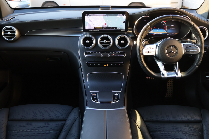 AMG GLC GLC43 4MATIC　後期型 ﾚｻﾞｰｴｸｽｸﾙｰｼﾌﾞPKG ﾚｰﾀﾞｰｾｰﾌﾃｨPKG ｴｱﾊﾞﾗﾝｽPKG 1ｵｰﾅｰ ﾊﾟﾉﾗﾏSR 黒革ｼｰﾄ ｼｰﾄﾋｰﾀ ﾍﾞﾝﾁﾚｰﾀ MBUX 純正10.25ｲﾝﾁﾅﾋﾞ地ﾃﾞｼﾞ ｺｯｸﾋﾟｯﾄDisp AppleCarPlay 360°ｶﾒﾗ PTS 電動Rｹﾞｰﾄ HUD AMG20ｲﾝﾁAW　2年保証