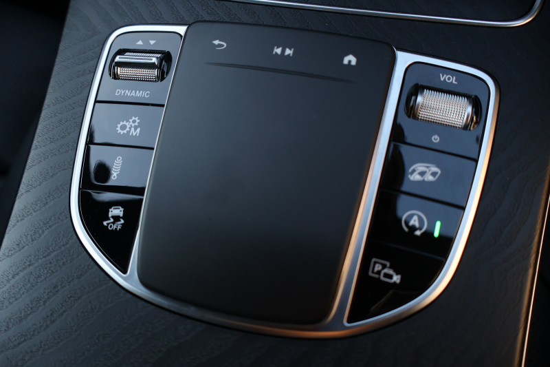 AMG GLC GLC43 4MATIC　後期型 ﾚｻﾞｰｴｸｽｸﾙｰｼﾌﾞPKG ﾚｰﾀﾞｰｾｰﾌﾃｨPKG ｴｱﾊﾞﾗﾝｽPKG 1ｵｰﾅｰ ﾊﾟﾉﾗﾏSR 黒革ｼｰﾄ ｼｰﾄﾋｰﾀ ﾍﾞﾝﾁﾚｰﾀ MBUX 純正10.25ｲﾝﾁﾅﾋﾞ地ﾃﾞｼﾞ ｺｯｸﾋﾟｯﾄDisp AppleCarPlay 360°ｶﾒﾗ PTS 電動Rｹﾞｰﾄ HUD AMG20ｲﾝﾁAW　2年保証