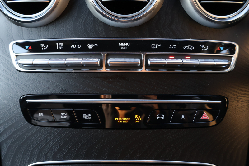 AMG GLC GLC43 4MATIC　後期型 ﾚｻﾞｰｴｸｽｸﾙｰｼﾌﾞPKG ﾚｰﾀﾞｰｾｰﾌﾃｨPKG ｴｱﾊﾞﾗﾝｽPKG 1ｵｰﾅｰ ﾊﾟﾉﾗﾏSR 黒革ｼｰﾄ ｼｰﾄﾋｰﾀ ﾍﾞﾝﾁﾚｰﾀ MBUX 純正10.25ｲﾝﾁﾅﾋﾞ地ﾃﾞｼﾞ ｺｯｸﾋﾟｯﾄDisp AppleCarPlay 360°ｶﾒﾗ PTS 電動Rｹﾞｰﾄ HUD AMG20ｲﾝﾁAW　2年保証