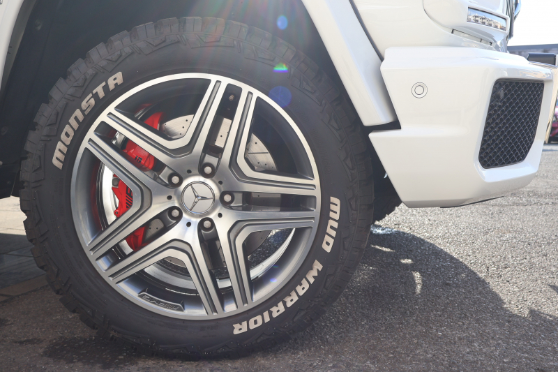 AMG Gクラス G63　左ﾊﾝﾄﾞﾙ designoｴｸｽｸﾙｰｼﾌﾞｲﾝﾃﾘｱPKG ﾃﾞｨｽﾄﾛﾆｯｸ&BSM 7AT SR designo黒革ｼｰﾄ ｼｰﾄﾋｰﾀｰ ﾍﾞﾝﾁﾚｰﾀｰ Androidﾅﾋﾞ地ﾃﾞｼﾞ harman/kardonｻﾗｳﾝﾄﾞ S＆Bﾓﾆﾀｰ AppleCarPlay PTS ｷｾﾉﾝﾗｲﾄ AMG20ｲﾝﾁAW　2年保証