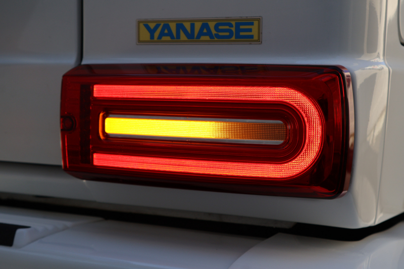 AMG Gクラス G63　左ﾊﾝﾄﾞﾙ designoｴｸｽｸﾙｰｼﾌﾞｲﾝﾃﾘｱPKG ﾃﾞｨｽﾄﾛﾆｯｸ&BSM 7AT SR designo黒革ｼｰﾄ ｼｰﾄﾋｰﾀｰ ﾍﾞﾝﾁﾚｰﾀｰ Androidﾅﾋﾞ地ﾃﾞｼﾞ harman/kardonｻﾗｳﾝﾄﾞ S＆Bﾓﾆﾀｰ AppleCarPlay PTS ｷｾﾉﾝﾗｲﾄ AMG20ｲﾝﾁAW　2年保証