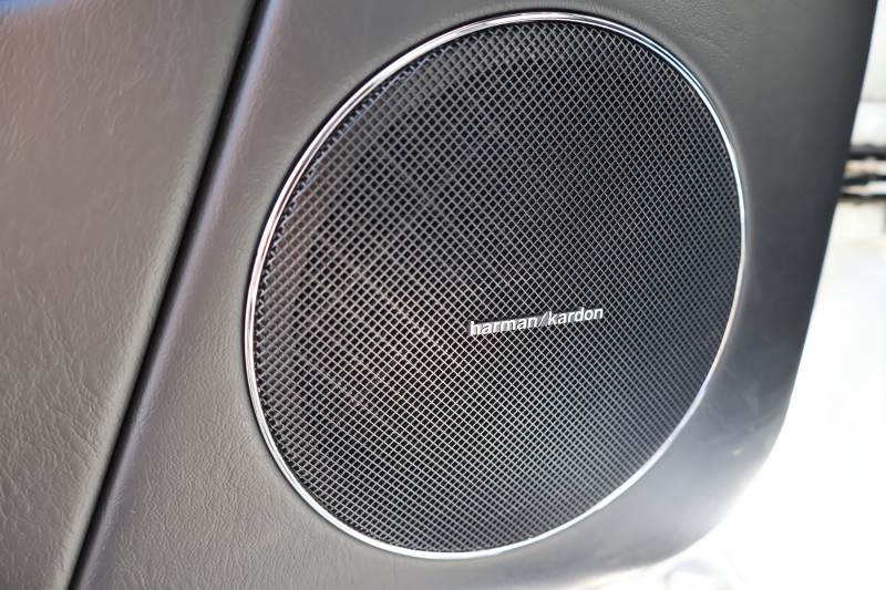 AMG Gクラス G63　左ﾊﾝﾄﾞﾙ designoｴｸｽｸﾙｰｼﾌﾞｲﾝﾃﾘｱPKG ﾃﾞｨｽﾄﾛﾆｯｸ&BSM 7AT SR designo黒革ｼｰﾄ ｼｰﾄﾋｰﾀｰ ﾍﾞﾝﾁﾚｰﾀｰ Androidﾅﾋﾞ地ﾃﾞｼﾞ harman/kardonｻﾗｳﾝﾄﾞ S＆Bﾓﾆﾀｰ AppleCarPlay PTS ｷｾﾉﾝﾗｲﾄ AMG20ｲﾝﾁAW　2年保証