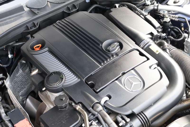 メルセデスベンツ SLKクラス SLK200 ｴｸｽｸﾙｰｼﾌﾞ　AMGｽﾎﾟｰﾂPKG ﾚｰﾀﾞｰｾｰﾌﾃｨPKG 黒革 ﾚｯﾄﾞｼｰﾄﾍﾞﾙﾄ ﾒﾓﾘｰ付ﾊﾟﾜｰｼｰﾄ ｼｰﾄﾋｰﾀｰ ｴｱｽｶｰﾌ 純正ﾅﾋﾞ地ﾃﾞｼﾞ ｷｰﾚｽGO ECOｽﾄｯﾌﾟ ｷｾﾉﾝﾍｯﾄﾞ PTS AMG18AW　2年保証