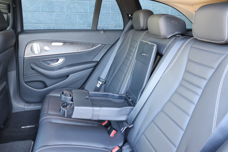 メルセデスベンツ Eクラス E220d 4MATIC ｵｰﾙﾃﾚｲﾝ(ISG搭載ﾓﾃﾞﾙ)　後期型 ｴｸｽｸﾙｰｼﾌﾞPKG ｴﾅｼﾞｬｲｼﾞﾝｸﾞPKG ﾚｰﾀﾞｰｾｰﾌﾃｨPKG ﾊﾟﾉﾗﾏSR ﾌﾞﾗｯｸ革 ｼｰﾄﾋｰﾀ ﾍﾞﾝﾁﾚｰﾀ MBUX ARﾅﾋﾞｹﾞｰｼｮﾝ Burmester ﾜｲﾔﾚｽﾁｬｰｼﾞﾝｸﾞ HUD ｴｱｻｽ 純正19ｲﾝﾁAW　2年保証