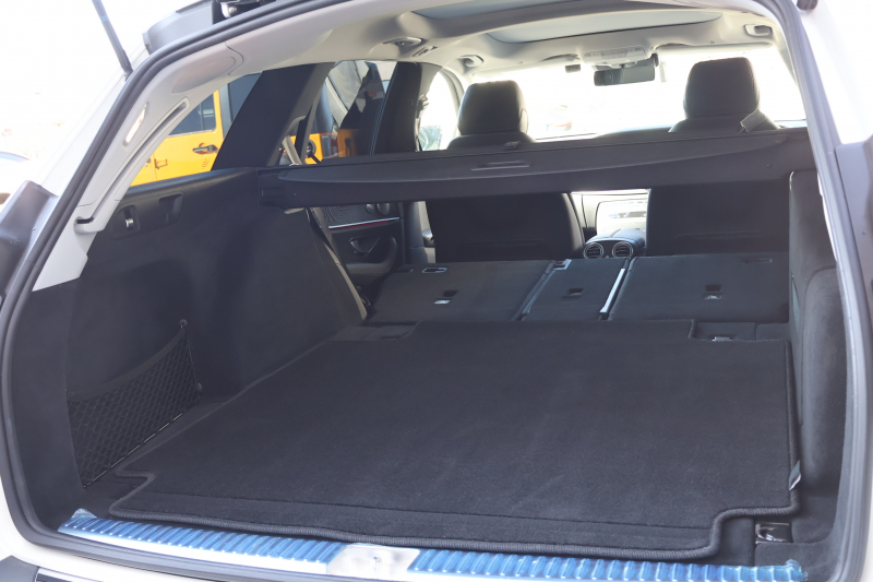 メルセデスベンツ Eクラス E220d 4MATIC ｵｰﾙﾃﾚｲﾝ(ISG搭載ﾓﾃﾞﾙ)　後期型 ｴｸｽｸﾙｰｼﾌﾞPKG ｴﾅｼﾞｬｲｼﾞﾝｸﾞPKG ﾚｰﾀﾞｰｾｰﾌﾃｨPKG ﾊﾟﾉﾗﾏSR ﾌﾞﾗｯｸ革 ｼｰﾄﾋｰﾀ ﾍﾞﾝﾁﾚｰﾀ MBUX ARﾅﾋﾞｹﾞｰｼｮﾝ Burmester ﾜｲﾔﾚｽﾁｬｰｼﾞﾝｸﾞ HUD ｴｱｻｽ 純正19ｲﾝﾁAW　2年保証