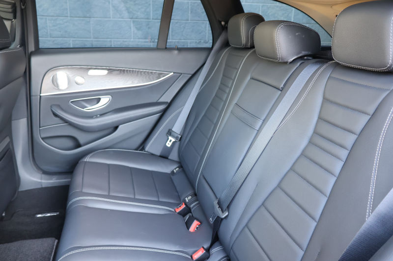 メルセデスベンツ Eクラス E220d 4MATIC ｵｰﾙﾃﾚｲﾝ(ISG搭載ﾓﾃﾞﾙ)　後期型 ｴｸｽｸﾙｰｼﾌﾞPKG ｴﾅｼﾞｬｲｼﾞﾝｸﾞPKG ﾚｰﾀﾞｰｾｰﾌﾃｨPKG ﾊﾟﾉﾗﾏSR ﾌﾞﾗｯｸ革 ｼｰﾄﾋｰﾀ ﾍﾞﾝﾁﾚｰﾀ MBUX ARﾅﾋﾞｹﾞｰｼｮﾝ Burmester ﾜｲﾔﾚｽﾁｬｰｼﾞﾝｸﾞ HUD ｴｱｻｽ 純正19ｲﾝﾁAW　2年保証
