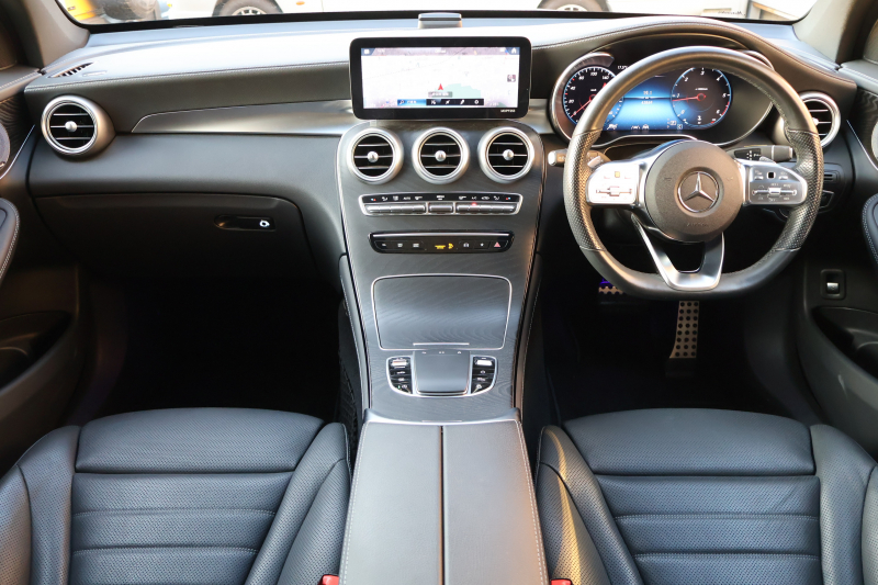 メルセデスベンツ GLC GLC220d 4MATIC AMGﾗｲﾝ　後期型 ﾚｻﾞｰｴｸｽｸﾙｰｼﾌﾞPKG ﾚｰﾀﾞｰｾｰﾌﾃｨPKG ｴｱﾊﾞﾗﾝｽPKG ﾊﾟﾉﾗﾏSR 黒革ｼｰﾄ ｼｰﾄﾋｰﾀ ﾍﾞﾝﾁﾚｰﾀ MBUX 純正10.25ｲﾝﾁﾅﾋﾞ地ﾃﾞｼﾞ ｺｯｸﾋﾟｯﾄDisp 360°ｶﾒﾗ Burmester PTS 電動Rｹﾞｰﾄ HUD AMG19ｲﾝﾁAW　2年保証