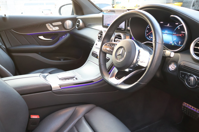 メルセデスベンツ GLC GLC220d 4MATIC AMGﾗｲﾝ　後期型 ﾚｻﾞｰｴｸｽｸﾙｰｼﾌﾞPKG ﾚｰﾀﾞｰｾｰﾌﾃｨPKG ｴｱﾊﾞﾗﾝｽPKG ﾊﾟﾉﾗﾏSR 黒革ｼｰﾄ ｼｰﾄﾋｰﾀ ﾍﾞﾝﾁﾚｰﾀ MBUX 純正10.25ｲﾝﾁﾅﾋﾞ地ﾃﾞｼﾞ ｺｯｸﾋﾟｯﾄDisp 360°ｶﾒﾗ Burmester PTS 電動Rｹﾞｰﾄ HUD AMG19ｲﾝﾁAW　2年保証