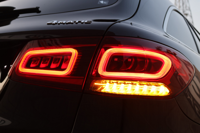 メルセデスベンツ GLC GLC220d 4MATIC AMGﾗｲﾝ　後期型 ﾚｻﾞｰｴｸｽｸﾙｰｼﾌﾞPKG ﾚｰﾀﾞｰｾｰﾌﾃｨPKG ｴｱﾊﾞﾗﾝｽPKG ﾊﾟﾉﾗﾏSR 黒革ｼｰﾄ ｼｰﾄﾋｰﾀ ﾍﾞﾝﾁﾚｰﾀ MBUX 純正10.25ｲﾝﾁﾅﾋﾞ地ﾃﾞｼﾞ ｺｯｸﾋﾟｯﾄDisp 360°ｶﾒﾗ Burmester PTS 電動Rｹﾞｰﾄ HUD AMG19ｲﾝﾁAW　2年保証