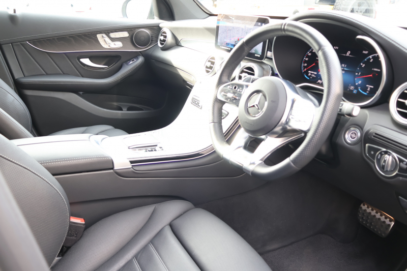 AMG GLC GLC43 4MATIC　後期型 ﾚｻﾞｰｴｸｽｸﾙｰｼﾌﾞPKG ﾚｰﾀﾞｰｾｰﾌﾃｨPKG ｴｱﾊﾞﾗﾝｽPKG ﾊﾟﾉﾗﾏSR 黒革ｼｰﾄ ｼｰﾄﾋｰﾀ ﾍﾞﾝﾁﾚｰﾀ MBUX 純正10.25ｲﾝﾁﾅﾋﾞ地ﾃﾞｼﾞ ｺｯｸﾋﾟｯﾄDisp AppleCarPlay 360°ｶﾒﾗ PTS 電動Rｹﾞｰﾄ HUD AMG20ｲﾝﾁAW　2年保証