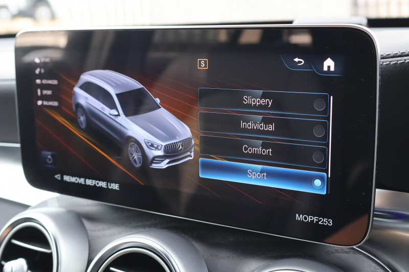 AMG GLC GLC43 4MATIC　後期型 ﾚｻﾞｰｴｸｽｸﾙｰｼﾌﾞPKG ﾚｰﾀﾞｰｾｰﾌﾃｨPKG ｴｱﾊﾞﾗﾝｽPKG ﾊﾟﾉﾗﾏSR 黒革ｼｰﾄ ｼｰﾄﾋｰﾀ ﾍﾞﾝﾁﾚｰﾀ MBUX 純正10.25ｲﾝﾁﾅﾋﾞ地ﾃﾞｼﾞ ｺｯｸﾋﾟｯﾄDisp AppleCarPlay 360°ｶﾒﾗ PTS 電動Rｹﾞｰﾄ HUD AMG20ｲﾝﾁAW　2年保証