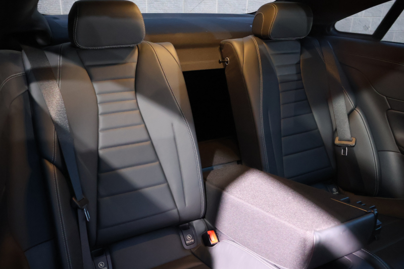 メルセデスベンツ Eクラス E400 4MATIC ｸｰﾍﾟ ｽﾎﾟｰﾂ　ﾚｰﾀﾞｰｾｰﾌﾃｨPKG ｴｸｽｸﾙｰｼﾌﾞPKG ｴｱﾊﾞﾗﾝｽPKG ﾊﾟﾉﾗﾏSR ｷｰﾚｽGO 黒ﾅｯﾊﾟ革 ﾍﾞﾝﾁﾚｰﾀｰ ﾀﾞｲﾅﾐｯｸｼｰﾄ 純正ﾅﾋﾞ地ﾃﾞｼﾞ 360°ｶﾒﾗ Burmesterｻﾗｳﾝﾄﾞ Applecarplay Android Auto 電動Rｹﾞｰﾄ HUD PTS AMG19ｲﾝﾁAW　2年保証