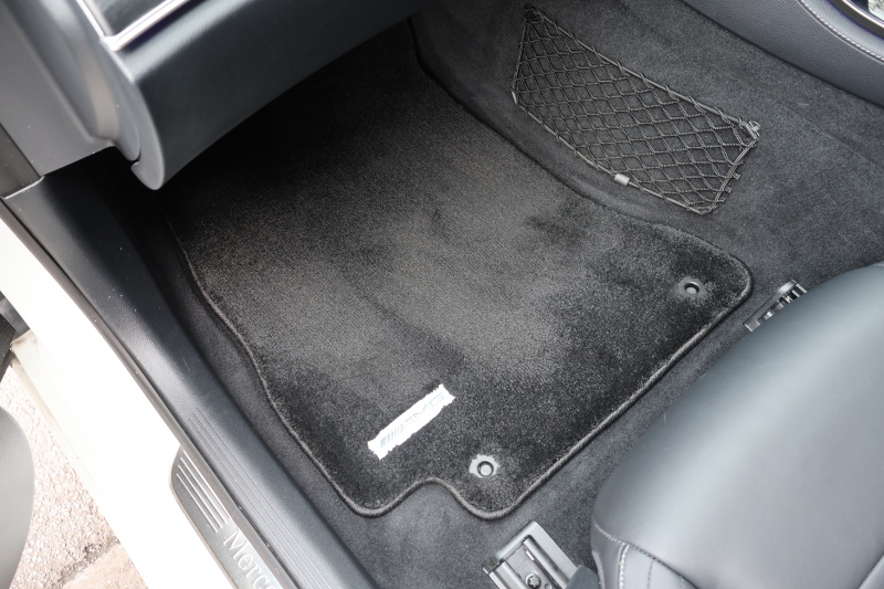 メルセデスベンツ Eクラス E200 ｽﾃｰｼｮﾝﾜｺﾞﾝ AVG ｽﾎﾟｰﾂ(本革仕様)　ﾚｰﾀﾞｰｾｰﾌﾃｨPKG ｴｱﾊﾞﾗﾝｽPKG 1ｵｰﾅｰ 黒ﾅｯﾊﾟ革 ｼｰﾄﾋｰﾀｰ 純正ﾅﾋﾞ地ﾃﾞｼﾞ 360°ｶﾒﾗ Burmesterｻﾗｳﾝﾄﾞ Applecarplay Android Auto 電動Rｹﾞｰﾄ ﾌｯﾄﾄﾗﾝｸOP ﾏﾙﾁﾋﾞｰﾑLED PTS AMG19AW　2年保証