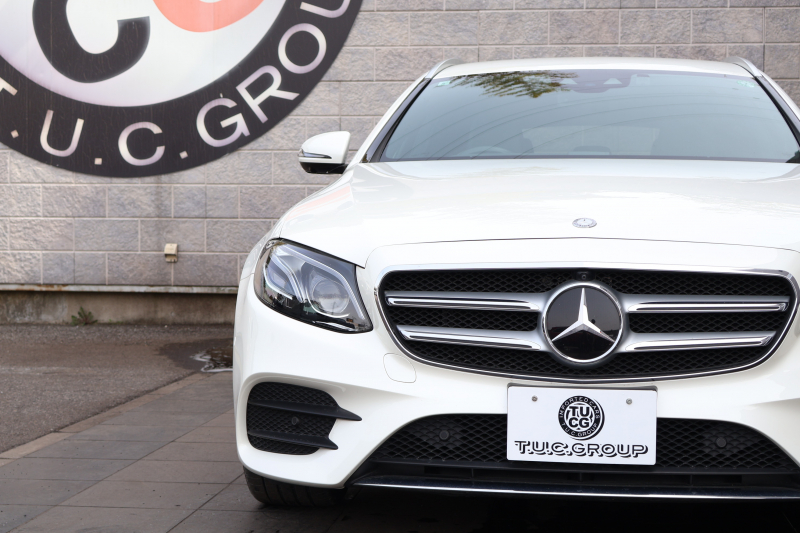 メルセデスベンツ Eクラス E200 ｽﾃｰｼｮﾝﾜｺﾞﾝ AVG ｽﾎﾟｰﾂ(本革仕様)　ﾚｰﾀﾞｰｾｰﾌﾃｨPKG ｴｱﾊﾞﾗﾝｽPKG 1ｵｰﾅｰ 黒ﾅｯﾊﾟ革 ｼｰﾄﾋｰﾀｰ 純正ﾅﾋﾞ地ﾃﾞｼﾞ 360°ｶﾒﾗ Burmesterｻﾗｳﾝﾄﾞ Applecarplay Android Auto 電動Rｹﾞｰﾄ ﾌｯﾄﾄﾗﾝｸOP ﾏﾙﾁﾋﾞｰﾑLED PTS AMG19AW　2年保証