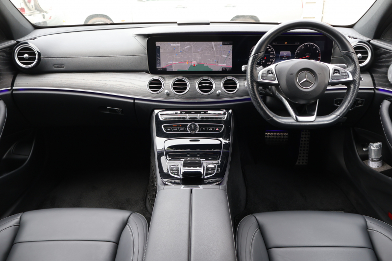 メルセデスベンツ Eクラス E200 ｽﾃｰｼｮﾝﾜｺﾞﾝ AVG ｽﾎﾟｰﾂ(本革仕様)　ﾚｰﾀﾞｰｾｰﾌﾃｨPKG ｴｱﾊﾞﾗﾝｽPKG 1ｵｰﾅｰ 黒ﾅｯﾊﾟ革 ｼｰﾄﾋｰﾀｰ 純正ﾅﾋﾞ地ﾃﾞｼﾞ 360°ｶﾒﾗ Burmesterｻﾗｳﾝﾄﾞ Applecarplay Android Auto 電動Rｹﾞｰﾄ ﾌｯﾄﾄﾗﾝｸOP ﾏﾙﾁﾋﾞｰﾑLED PTS AMG19AW　2年保証