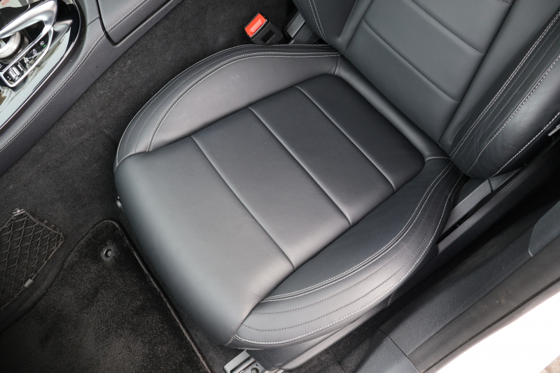 メルセデスベンツ Eクラス E200 ｽﾃｰｼｮﾝﾜｺﾞﾝ AVG ｽﾎﾟｰﾂ(本革仕様)　ﾚｰﾀﾞｰｾｰﾌﾃｨPKG ｴｱﾊﾞﾗﾝｽPKG 1ｵｰﾅｰ 黒ﾅｯﾊﾟ革 ｼｰﾄﾋｰﾀｰ 純正ﾅﾋﾞ地ﾃﾞｼﾞ 360°ｶﾒﾗ Burmesterｻﾗｳﾝﾄﾞ Applecarplay Android Auto 電動Rｹﾞｰﾄ ﾌｯﾄﾄﾗﾝｸOP ﾏﾙﾁﾋﾞｰﾑLED PTS AMG19AW　2年保証