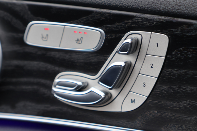 メルセデスベンツ Eクラス E200 ｽﾃｰｼｮﾝﾜｺﾞﾝ AVG ｽﾎﾟｰﾂ(本革仕様)　ﾚｰﾀﾞｰｾｰﾌﾃｨPKG ｴｱﾊﾞﾗﾝｽPKG 1ｵｰﾅｰ 黒ﾅｯﾊﾟ革 ｼｰﾄﾋｰﾀｰ 純正ﾅﾋﾞ地ﾃﾞｼﾞ 360°ｶﾒﾗ Burmesterｻﾗｳﾝﾄﾞ Applecarplay Android Auto 電動Rｹﾞｰﾄ ﾌｯﾄﾄﾗﾝｸOP ﾏﾙﾁﾋﾞｰﾑLED PTS AMG19AW　2年保証