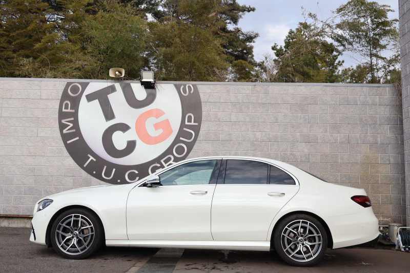 メルセデスベンツ Eクラス E200 ｽﾎﾟｰﾂ(BSG搭載ﾓﾃﾞﾙ)　後期型 AMGﾗｲﾝｲﾝﾃﾘｱPKG ｴｸｽｸﾙｰｼﾌﾞPKG ﾚｰﾀﾞｰｾｰﾌﾃｨPKG 1ｵｰﾅｰ ﾊﾟﾉﾗﾏSR 黒ﾅｯﾊﾟ革 ｼｰﾄﾋｰﾀ MBUX ARﾅﾋﾞ地ﾃﾞｼﾞ  AppleCarPlay 360°ｶﾒﾗ Burmester ﾜｲﾔﾚｽﾁｬｰｼﾞﾝｸﾞ HUD PTS AMG19ｲﾝﾁAW　2年保証