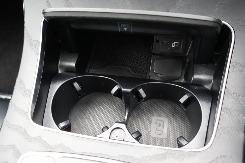 メルセデスベンツ Eクラス E200 ｽﾎﾟｰﾂ(BSG搭載ﾓﾃﾞﾙ)　後期型 AMGﾗｲﾝｲﾝﾃﾘｱPKG ｴｸｽｸﾙｰｼﾌﾞPKG ﾚｰﾀﾞｰｾｰﾌﾃｨPKG 1ｵｰﾅｰ ﾊﾟﾉﾗﾏSR 黒ﾅｯﾊﾟ革 ｼｰﾄﾋｰﾀ MBUX ARﾅﾋﾞ地ﾃﾞｼﾞ  AppleCarPlay 360°ｶﾒﾗ Burmester ﾜｲﾔﾚｽﾁｬｰｼﾞﾝｸﾞ HUD PTS AMG19ｲﾝﾁAW　2年保証