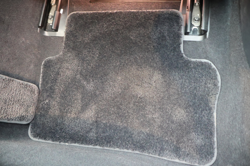 メルセデスベンツ Eクラス E200 ｽﾎﾟｰﾂ(BSG搭載ﾓﾃﾞﾙ)　後期型 AMGﾗｲﾝｲﾝﾃﾘｱPKG ｴｸｽｸﾙｰｼﾌﾞPKG ﾚｰﾀﾞｰｾｰﾌﾃｨPKG 1ｵｰﾅｰ ﾊﾟﾉﾗﾏSR 黒ﾅｯﾊﾟ革 ｼｰﾄﾋｰﾀ MBUX ARﾅﾋﾞ地ﾃﾞｼﾞ  AppleCarPlay 360°ｶﾒﾗ Burmester ﾜｲﾔﾚｽﾁｬｰｼﾞﾝｸﾞ HUD PTS AMG19ｲﾝﾁAW　2年保証