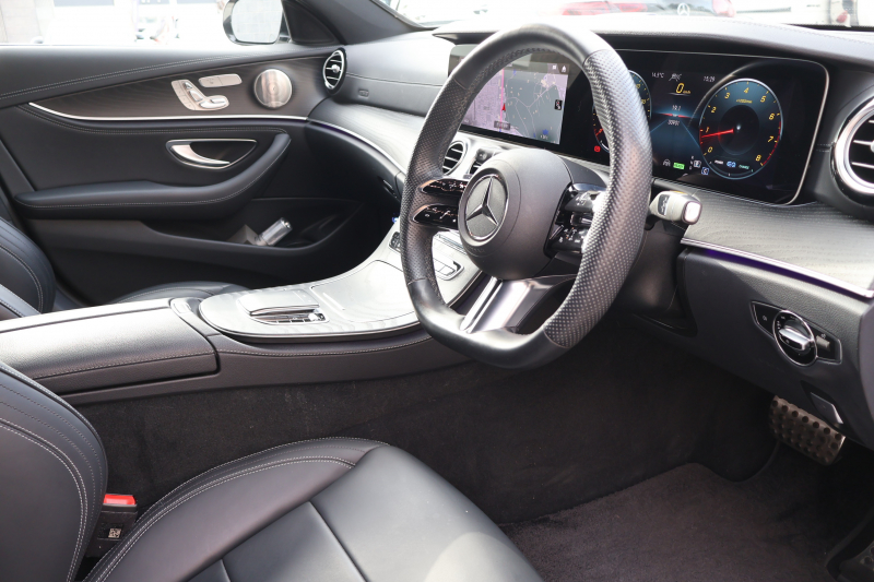 メルセデスベンツ Eクラス E200 ｽﾎﾟｰﾂ(BSG搭載ﾓﾃﾞﾙ)　後期型 AMGﾗｲﾝｲﾝﾃﾘｱPKG ｴｸｽｸﾙｰｼﾌﾞPKG ﾚｰﾀﾞｰｾｰﾌﾃｨPKG 1ｵｰﾅｰ ﾊﾟﾉﾗﾏSR 黒ﾅｯﾊﾟ革 ｼｰﾄﾋｰﾀ MBUX ARﾅﾋﾞ地ﾃﾞｼﾞ  AppleCarPlay 360°ｶﾒﾗ Burmester ﾜｲﾔﾚｽﾁｬｰｼﾞﾝｸﾞ HUD PTS AMG19ｲﾝﾁAW　2年保証