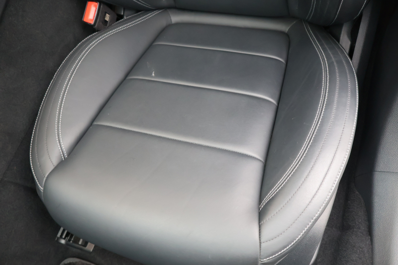 メルセデスベンツ Eクラス E200 ｽﾎﾟｰﾂ(BSG搭載ﾓﾃﾞﾙ)　後期型 AMGﾗｲﾝｲﾝﾃﾘｱPKG ｴｸｽｸﾙｰｼﾌﾞPKG ﾚｰﾀﾞｰｾｰﾌﾃｨPKG 1ｵｰﾅｰ ﾊﾟﾉﾗﾏSR 黒ﾅｯﾊﾟ革 ｼｰﾄﾋｰﾀ MBUX ARﾅﾋﾞ地ﾃﾞｼﾞ  AppleCarPlay 360°ｶﾒﾗ Burmester ﾜｲﾔﾚｽﾁｬｰｼﾞﾝｸﾞ HUD PTS AMG19ｲﾝﾁAW　2年保証