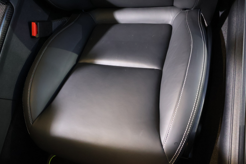 メルセデスベンツ SLKクラス SLK200 ｶｰﾎﾞﾝﾙｯｸｴﾃﾞｨｼｮﾝ　限定100台 AMGｽﾎﾟｰﾂPKG ﾚｰﾀﾞｰｾｰﾌﾃｨPKG 1ｵｰﾅｰ ﾏｼﾞｯｸｽｶｲｺﾝﾄﾛｰﾙﾊﾞﾘｵR 専用ﾅｯﾊﾟ革ｼｰﾄ ｼｰﾄﾋｰﾀｰ 純正ﾅﾋﾞ地ﾃﾞｼﾞ ECOｽﾄｯﾌﾟ ｷｾﾉﾝﾍｯﾄﾞ ｶｰﾎﾞﾝｲﾝﾃﾘｱ AMG18AW　2年保証