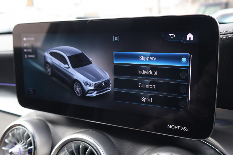 AMG GLCクーペ GLC43 4MATIC ｸｰﾍﾟ　後期型 ﾚｻﾞｰｴｸｽｸﾙｰｼﾌﾞPKG ﾚｰﾀﾞｰｾｰﾌﾃｨPKG ｴｱﾊﾞﾗﾝｽPKG ﾊﾟﾉﾗﾏSR 黒革ｼｰﾄ ｼｰﾄﾋｰﾀ ﾍﾞﾝﾁﾚｰﾀ MBUX 純正10.25ｲﾝﾁﾅﾋﾞ地ﾃﾞｼﾞ ｺｯｸﾋﾟｯﾄDisp 360°ｶﾒﾗ Burmester PTS 電動Rｹﾞｰﾄ HUD AMG20ｲﾝﾁAW　2年保証