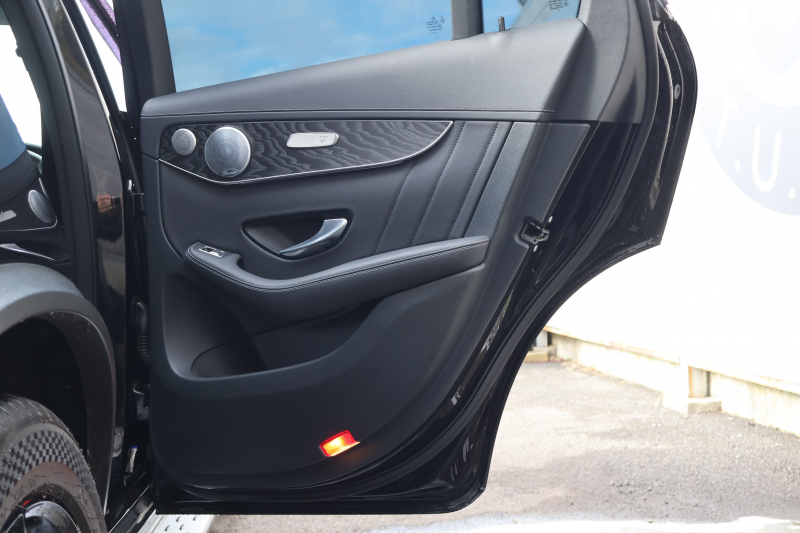 AMG GLCクーペ GLC43 4MATIC ｸｰﾍﾟ　後期型 ﾚｻﾞｰｴｸｽｸﾙｰｼﾌﾞPKG ﾚｰﾀﾞｰｾｰﾌﾃｨPKG ｴｱﾊﾞﾗﾝｽPKG ﾊﾟﾉﾗﾏSR 黒革ｼｰﾄ ｼｰﾄﾋｰﾀ ﾍﾞﾝﾁﾚｰﾀ MBUX 純正10.25ｲﾝﾁﾅﾋﾞ地ﾃﾞｼﾞ ｺｯｸﾋﾟｯﾄDisp 360°ｶﾒﾗ Burmester PTS 電動Rｹﾞｰﾄ HUD AMG20ｲﾝﾁAW　2年保証