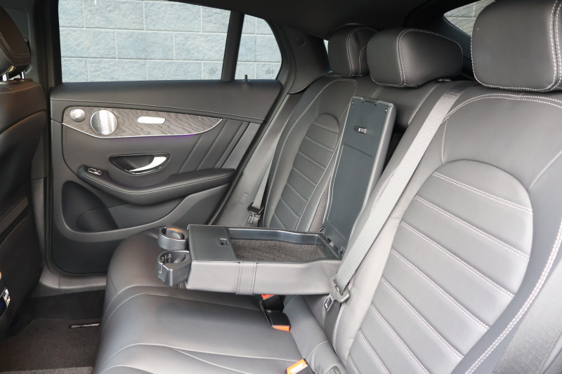 AMG GLCクーペ GLC43 4MATIC ｸｰﾍﾟ　後期型 ﾚｻﾞｰｴｸｽｸﾙｰｼﾌﾞPKG ﾚｰﾀﾞｰｾｰﾌﾃｨPKG ｴｱﾊﾞﾗﾝｽPKG ﾊﾟﾉﾗﾏSR 黒革ｼｰﾄ ｼｰﾄﾋｰﾀ ﾍﾞﾝﾁﾚｰﾀ MBUX 純正10.25ｲﾝﾁﾅﾋﾞ地ﾃﾞｼﾞ ｺｯｸﾋﾟｯﾄDisp 360°ｶﾒﾗ Burmester PTS 電動Rｹﾞｰﾄ HUD AMG20ｲﾝﾁAW　2年保証