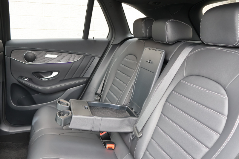 メルセデスベンツ GLC GLC220d 4MATIC AMGﾗｲﾝ　後期型 ﾚｻﾞｰｴｸｽｸﾙｰｼﾌﾞPKG ﾚｰﾀﾞｰｾｰﾌﾃｨPKG ｴｱﾊﾞﾗﾝｽPKG ﾊﾟﾉﾗﾏSR 1ｵｰﾅｰ 黒革ｼｰﾄ ｼｰﾄﾋｰﾀ ﾍﾞﾝﾁﾚｰﾀ MBUX 純正10.25ｲﾝﾁﾅﾋﾞ地ﾃﾞｼﾞ ｺｯｸﾋﾟｯﾄDisp 360°ｶﾒﾗ PTS 電動Rｹﾞｰﾄ HUD AMG19ｲﾝﾁAW　2年保証