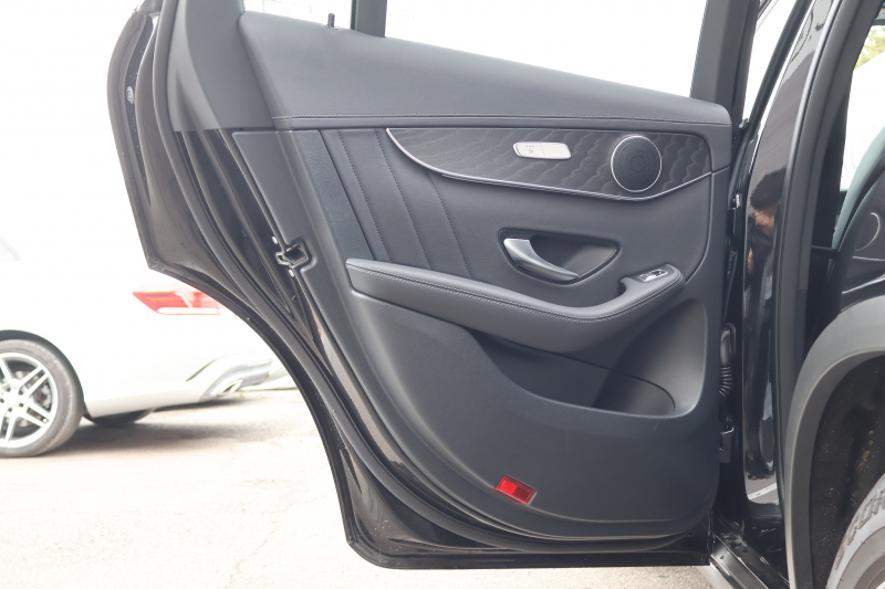 メルセデスベンツ GLC GLC220d 4MATIC AMGﾗｲﾝ　後期型 ﾚｻﾞｰｴｸｽｸﾙｰｼﾌﾞPKG ﾚｰﾀﾞｰｾｰﾌﾃｨPKG ｴｱﾊﾞﾗﾝｽPKG ﾊﾟﾉﾗﾏSR 1ｵｰﾅｰ 黒革ｼｰﾄ ｼｰﾄﾋｰﾀ ﾍﾞﾝﾁﾚｰﾀ MBUX 純正10.25ｲﾝﾁﾅﾋﾞ地ﾃﾞｼﾞ ｺｯｸﾋﾟｯﾄDisp 360°ｶﾒﾗ PTS 電動Rｹﾞｰﾄ HUD AMG19ｲﾝﾁAW　2年保証