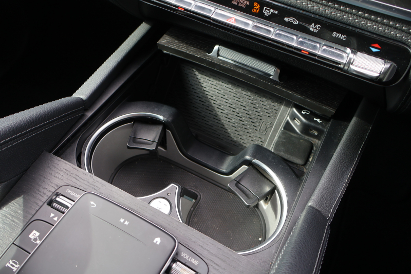 メルセデスベンツ GLE GLE450 4MATIC ｽﾎﾟｰﾂ(ISG搭載ﾓﾃﾞﾙ)　AMGｽﾀｲﾘﾝｸﾞPKG ﾚｰﾀﾞｰｾｰﾌﾃｨPKG ｴﾅｼﾞｬｲｼﾞﾝｸﾞPKG ﾊﾟﾉﾗﾏSR 黒ﾅｯﾊﾟ革 ｼｰﾄﾋｰﾀｰ ﾍﾞﾝﾁﾚｰﾀｰ MBUX純正12.3ｲﾝﾁﾅﾋﾞTV 360°ｶﾒﾗ Burmester 温冷機能付ｶｯﾌﾟﾎﾙﾀﾞｰ HUD ﾏﾙﾁﾋﾞｰﾑLED AMG20ｲﾝﾁAW　2年保証