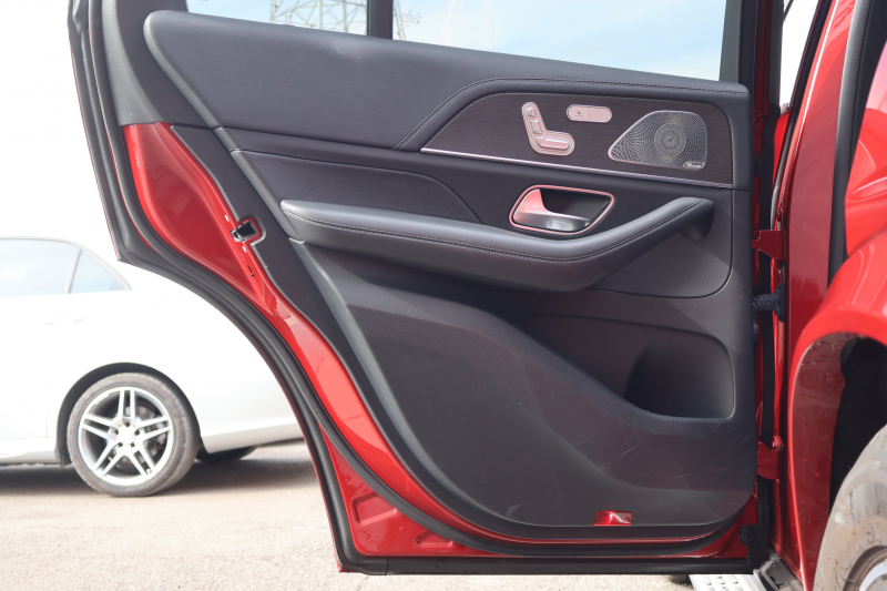 メルセデスベンツ GLE GLE450 4MATIC ｽﾎﾟｰﾂ(ISG搭載ﾓﾃﾞﾙ)　AMGｽﾀｲﾘﾝｸﾞPKG ﾚｰﾀﾞｰｾｰﾌﾃｨPKG ｴﾅｼﾞｬｲｼﾞﾝｸﾞPKG ﾊﾟﾉﾗﾏSR 黒ﾅｯﾊﾟ革 ｼｰﾄﾋｰﾀｰ ﾍﾞﾝﾁﾚｰﾀｰ MBUX純正12.3ｲﾝﾁﾅﾋﾞTV 360°ｶﾒﾗ Burmester 温冷機能付ｶｯﾌﾟﾎﾙﾀﾞｰ HUD ﾏﾙﾁﾋﾞｰﾑLED AMG20ｲﾝﾁAW　2年保証