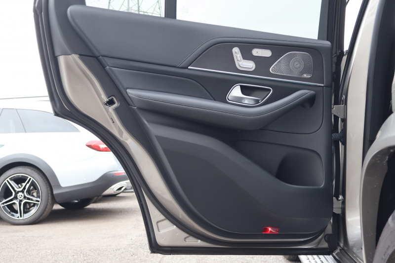 メルセデスベンツ GLE GLE400d 4MATIC ｽﾎﾟｰﾂ　ﾚｰﾀﾞｰｾｰﾌﾃｨPKG ｴﾅｼﾞｬｲｼﾞﾝｸﾞPKG ﾊﾟﾉﾗﾏSR 黒ﾅｯﾊﾟ革 ｼｰﾄﾋｰﾀｰ ﾍﾞﾝﾁﾚｰﾀｰ 純正12.3ｲﾝﾁﾅﾋﾞTV MBUX 360°ｶﾒﾗ Burmester 電動Rｹﾞｰﾄ ﾌｯﾄﾄﾗﾝｸOP 温冷機能付ｶｯﾌﾟﾎﾙﾀﾞｰ HUD LEDﾗｲﾄ AMG20ｲﾝﾁAW　2年保証