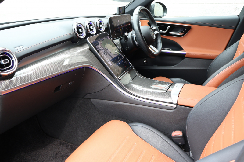 メルセデスベンツ Cクラス C220d ｽﾃｰｼｮﾝﾜｺﾞﾝ AVG　ﾚｻﾞｰｴｸｽｸﾙｰｼﾌﾞPKG AMGﾗｲﾝPKG ﾍﾞｰｼｯｸPKG ﾚｰﾀﾞｰｾｰﾌﾃｨPKG 1ｵｰﾅｰ ﾊﾟﾉﾗﾏSR 茶革 ｼｰﾄﾋｰﾀｰ 純正ﾅﾋﾞ地ﾃﾞｼﾞ MBUX ARﾅﾋﾞ 360度ｶﾒﾗ  PTS HUD  AMG18ｲﾝﾁAW　2年保証