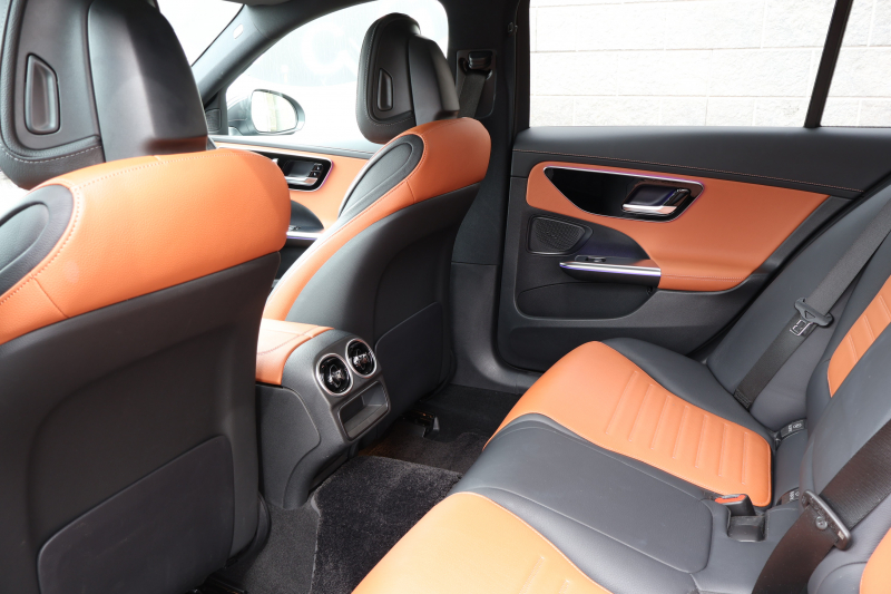 メルセデスベンツ Cクラス C220d ｽﾃｰｼｮﾝﾜｺﾞﾝ AVG　ﾚｻﾞｰｴｸｽｸﾙｰｼﾌﾞPKG AMGﾗｲﾝPKG ﾍﾞｰｼｯｸPKG ﾚｰﾀﾞｰｾｰﾌﾃｨPKG 1ｵｰﾅｰ ﾊﾟﾉﾗﾏSR 茶革 ｼｰﾄﾋｰﾀｰ 純正ﾅﾋﾞ地ﾃﾞｼﾞ MBUX ARﾅﾋﾞ 360度ｶﾒﾗ  PTS HUD  AMG18ｲﾝﾁAW　2年保証