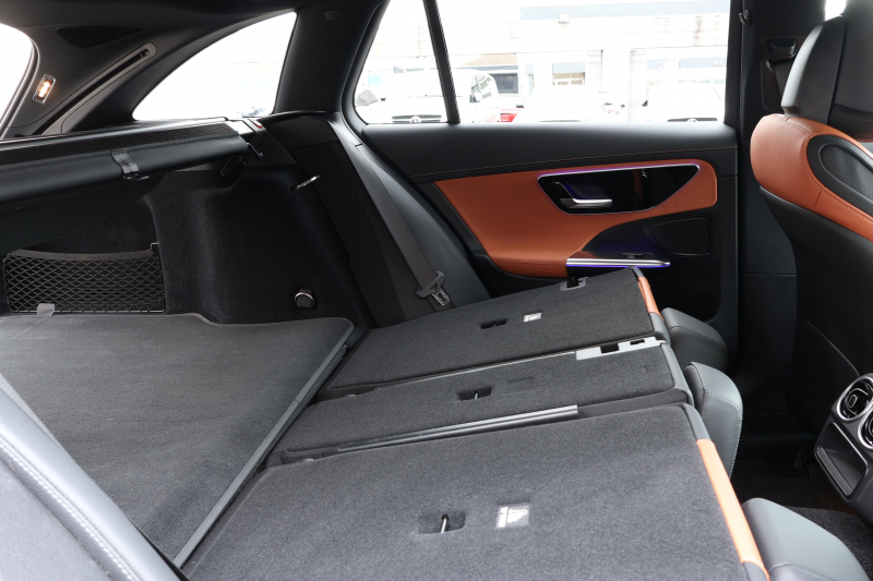 メルセデスベンツ Cクラス C220d ｽﾃｰｼｮﾝﾜｺﾞﾝ AVG　ﾚｻﾞｰｴｸｽｸﾙｰｼﾌﾞPKG AMGﾗｲﾝPKG ﾍﾞｰｼｯｸPKG ﾚｰﾀﾞｰｾｰﾌﾃｨPKG 1ｵｰﾅｰ ﾊﾟﾉﾗﾏSR 茶革 ｼｰﾄﾋｰﾀｰ 純正ﾅﾋﾞ地ﾃﾞｼﾞ MBUX ARﾅﾋﾞ 360度ｶﾒﾗ  PTS HUD  AMG18ｲﾝﾁAW　2年保証