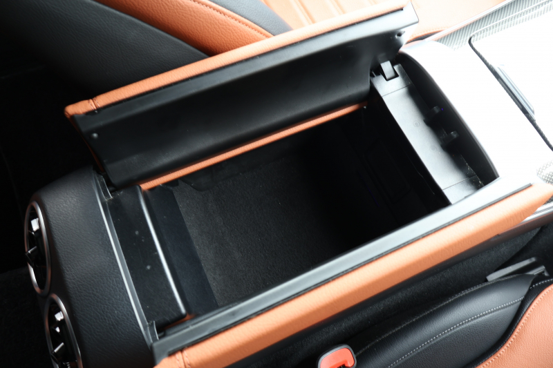 メルセデスベンツ Cクラス C220d ｽﾃｰｼｮﾝﾜｺﾞﾝ AVG　ﾚｻﾞｰｴｸｽｸﾙｰｼﾌﾞPKG AMGﾗｲﾝPKG ﾍﾞｰｼｯｸPKG ﾚｰﾀﾞｰｾｰﾌﾃｨPKG 1ｵｰﾅｰ ﾊﾟﾉﾗﾏSR 茶革 ｼｰﾄﾋｰﾀｰ 純正ﾅﾋﾞ地ﾃﾞｼﾞ MBUX ARﾅﾋﾞ 360度ｶﾒﾗ  PTS HUD  AMG18ｲﾝﾁAW　2年保証