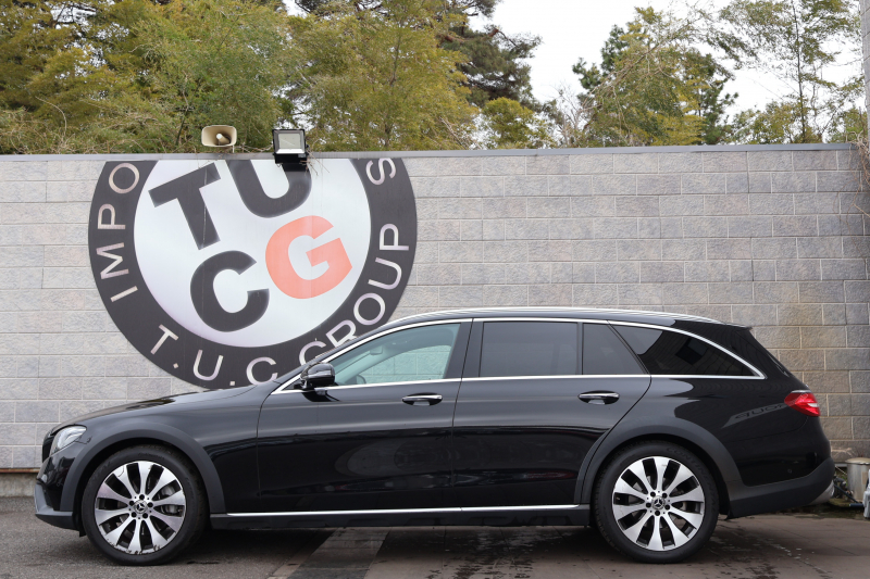 メルセデスベンツ Eクラス E220d 4MATIC ｵｰﾙﾃﾚｲﾝ　 中期型 ｴｸｽｸﾙｰｼﾌﾞPKG ﾚｰﾀﾞｰｾｰﾌﾃｨPKG ｴｱﾊﾞﾗﾝｽPKG ﾊﾟﾉﾗﾏSR ｷｰﾚｽGO ﾌﾞﾗｯｸ革 ｼｰﾄﾋｰﾀｰ ﾍﾞﾝﾁﾚｰﾀｰ 12.3ｲﾝﾁﾅﾋﾞ地ﾃﾞｼﾞ 360°ｶﾒﾗ Burmester Applecarplay 電動Rｹﾞｰﾄ HUD 専用19ｲﾝﾁAW　2年保証